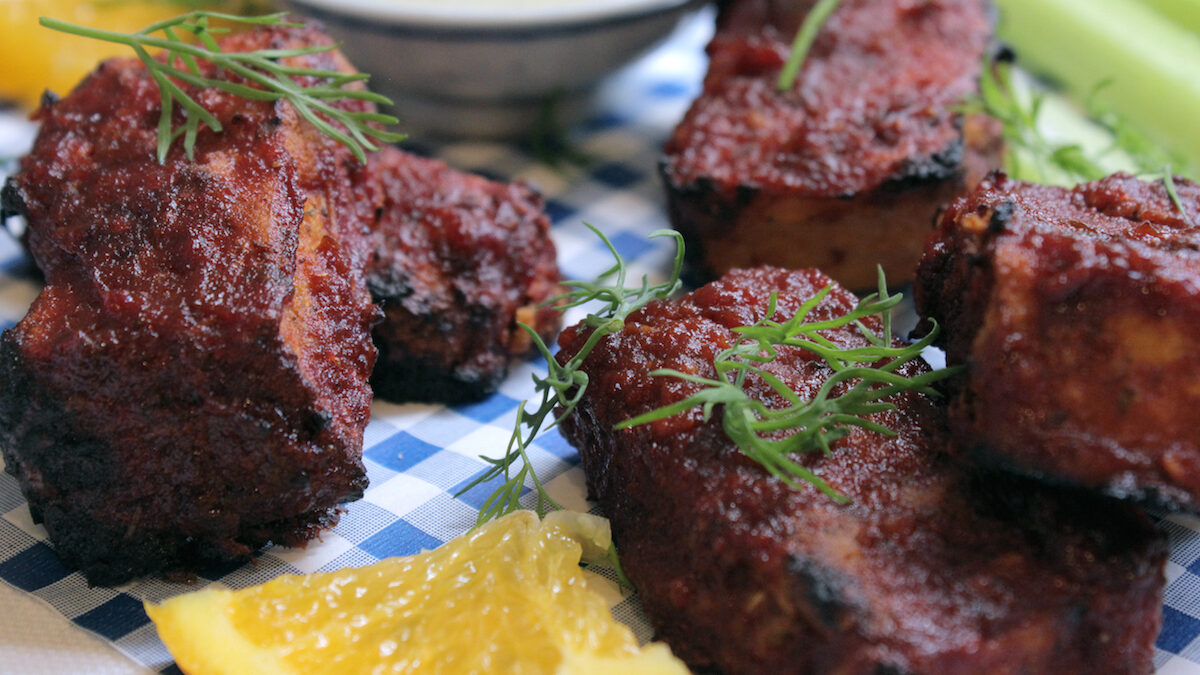 Vegan BBQ tofu wings and ranch marinade